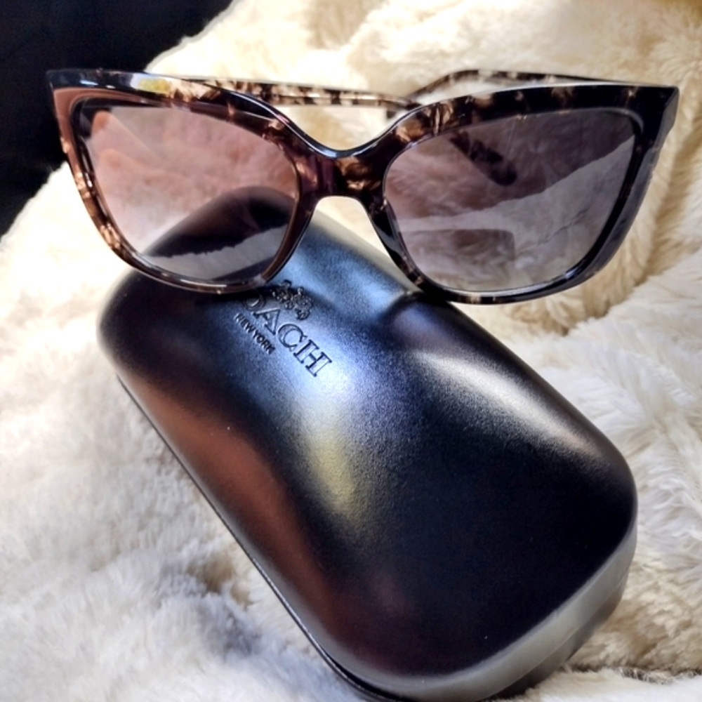 COACH Sunglasses HC8261❤️
